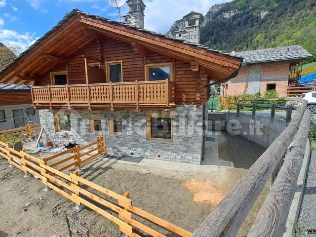 Case e ville in vendita di 94 m² in Frazione Arcesaz