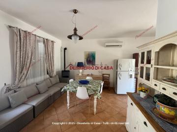 Case e ville in vendita di 95 m² in Via Crocifissello, 17