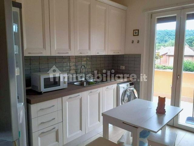 Case e ville in vendita di 95 m² in Viale dei Farnese, 4