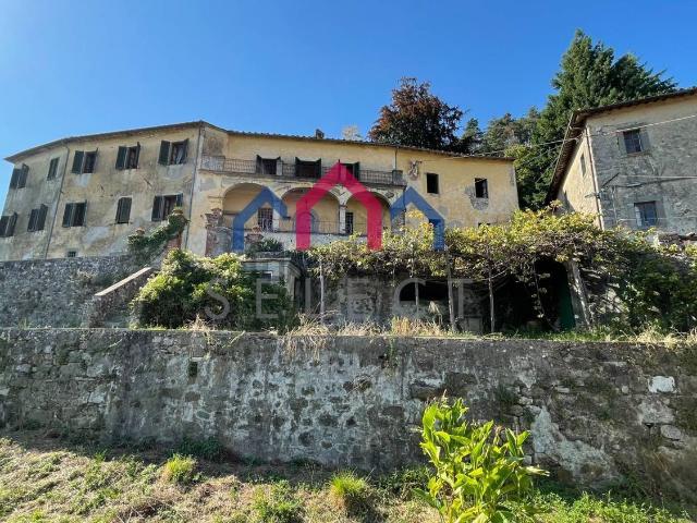 Case e ville in vendita di 965 m²