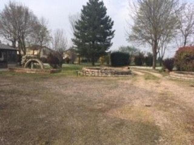 Case e ville in vendita di 982 m² in Strada Tronchi