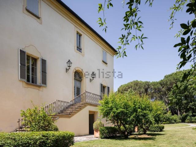 Case e ville in vendita di 987 m² in Via Calanco