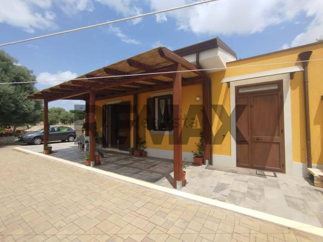 Case e ville in vendita di 98 m² in Contrada Bosco di Sopra, 24