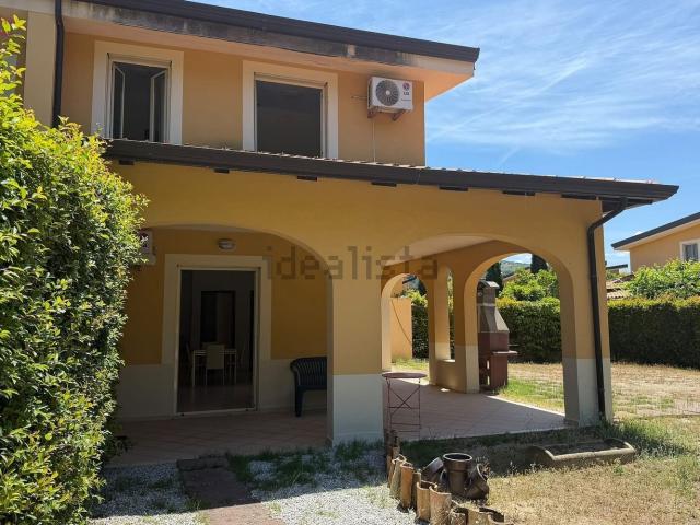 Case e ville in vendita di 98 m² in Contrada Difesa