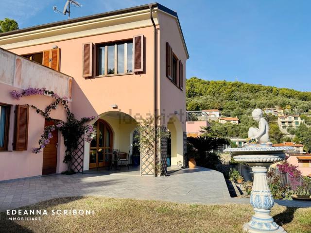 Case e ville in vendita di 98 m² in Via Immacolata, 62