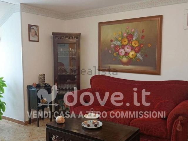 Case e ville in vendita di 99 m² in Via Giovanni Bovio, 15