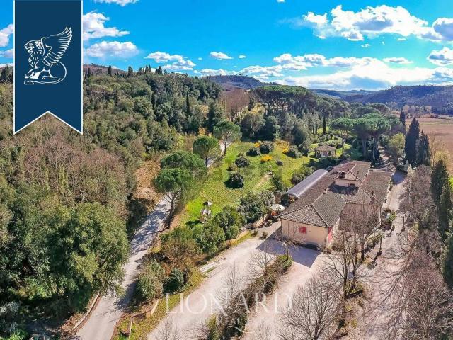 Case e ville in vendita di 1000 m²