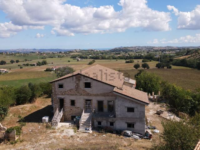 Case e ville in vendita di 1000 m² in Via Sant&apos  Antonio, 17