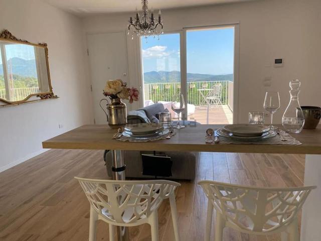 Case e ville in vendita di 100 m²