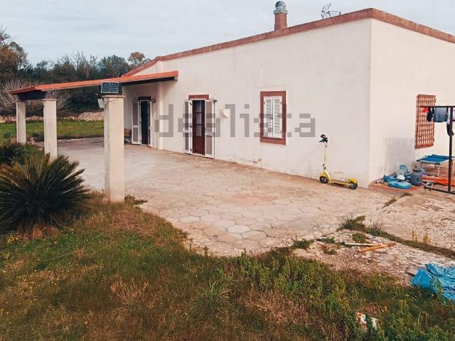 Case e ville in vendita di 100 m²