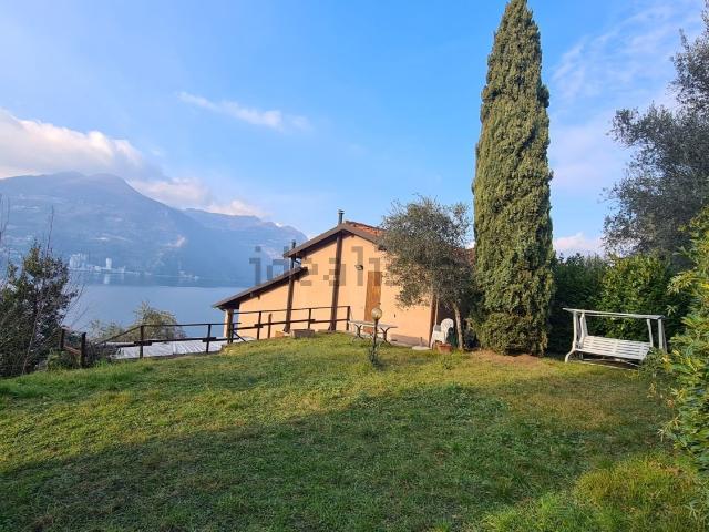 Case e ville in vendita di 100 m²