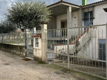 Case e ville in vendita di 100 m² in Via Cerreto