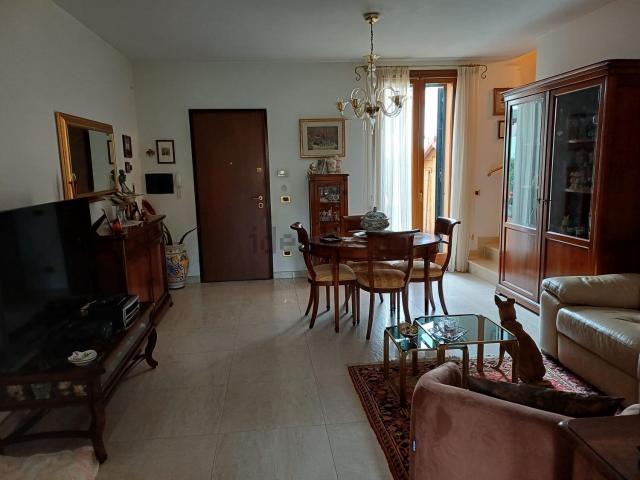 Case e ville in vendita di 100 m² in Via Antonio Gramsci, 39