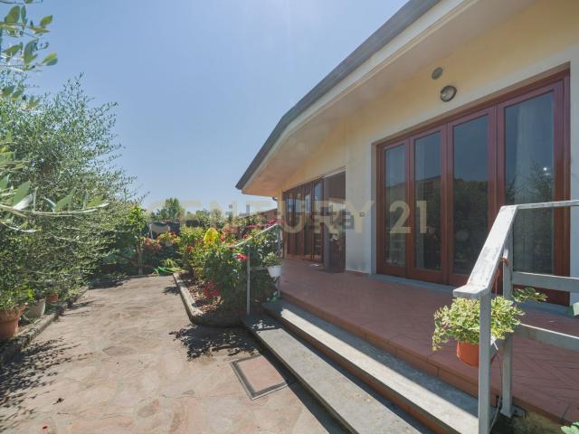 Case e ville in vendita di 100 m² in Via Romana Ovest, 369