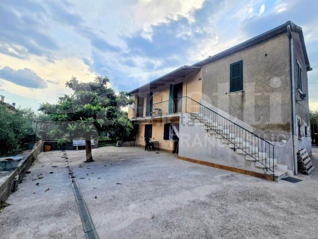 Case e ville in vendita di 100 m² in Contrada Torretta, 10