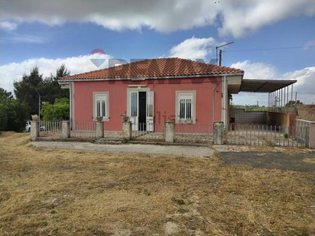 Case e ville in vendita di 100 m² in Contrada Corvo