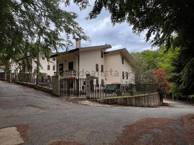 Case e ville in vendita di 100 m² in Corso Garibaldi