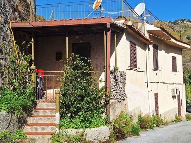 Case e ville in vendita di 100 m² in Strada Provinciale 34, 34