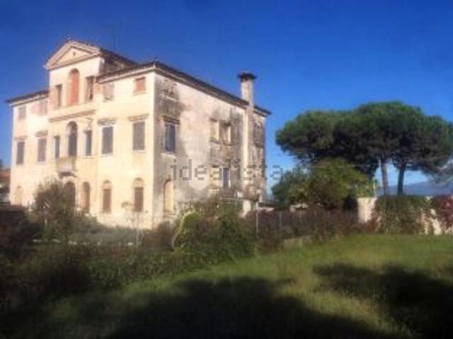 Case e ville in vendita di 1020 m² in Via Pagnana, 10
