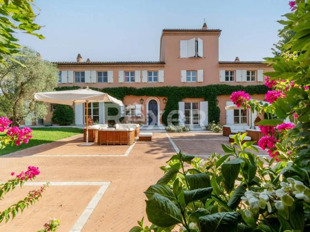 Case e ville in vendita di 1022 m² in Via Betellico, 8