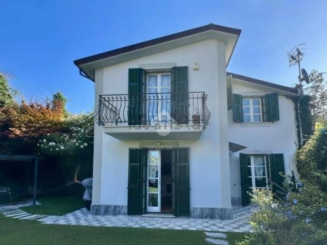 Case e ville in vendita di 103 m² in Via Privata Bellagamba, 45