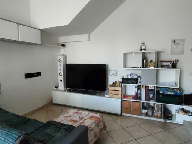 Case e ville in vendita di 104 m² in Via G. di Vittorio