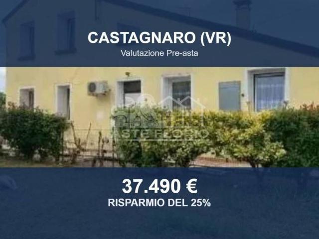 Case e ville in vendita di 104 m² in Via Giacomo Leopardi, 409