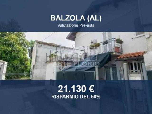 Case e ville in vendita di 104 m² in Via Roma, 119