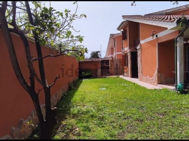 Case e ville in vendita di 104 m² in Viale Corona Boreale