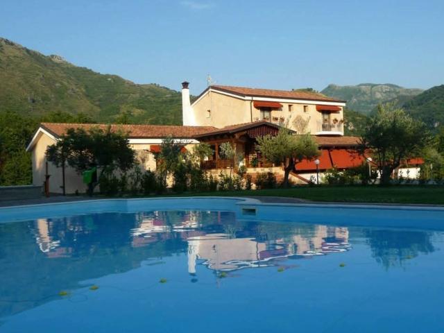 Case e ville in vendita di 1050 m² in Strada provinciale 10, 1