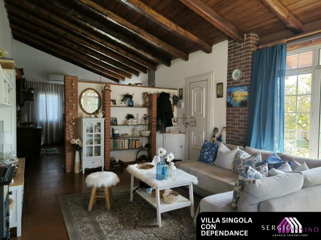Case e ville in vendita di 105 m²