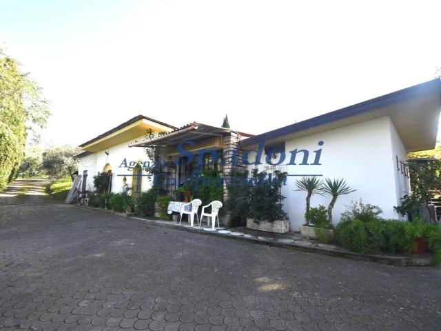 Case e ville in vendita di 105 m²