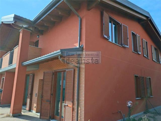 Case e ville in vendita di 105 m²