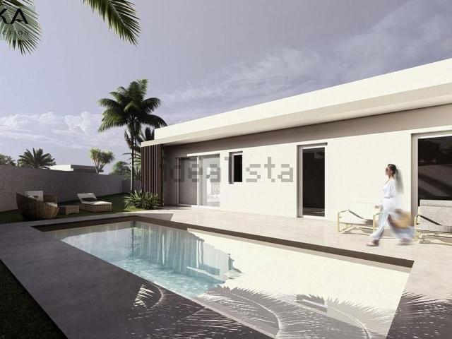 Case e ville in vendita di 105 m² in Via Cristoforo Colombo