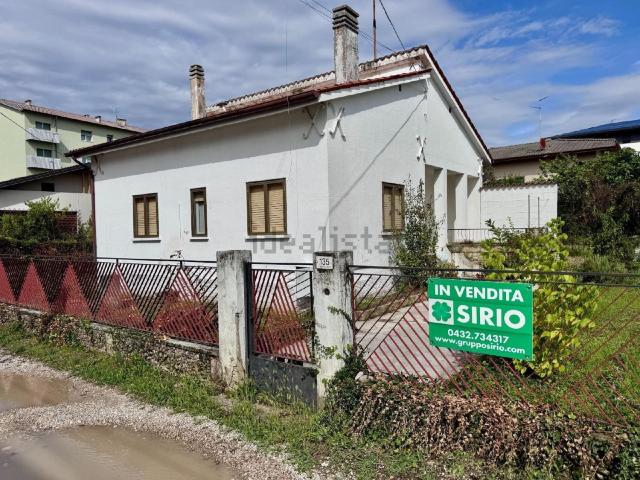 Case e ville in vendita di 106 m² in Via Monte Nero, 135