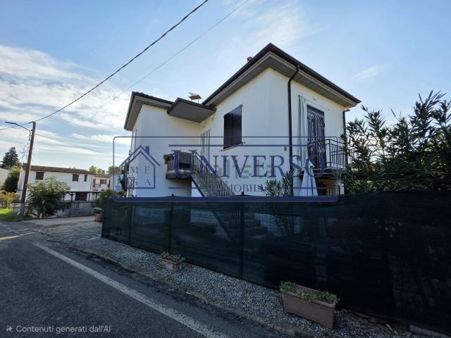 Case e ville in vendita di 106 m² in Via Teresio Bernini, 95