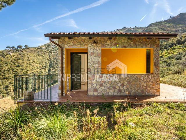 Case e ville in vendita di 106 m² in Contrada Grugno