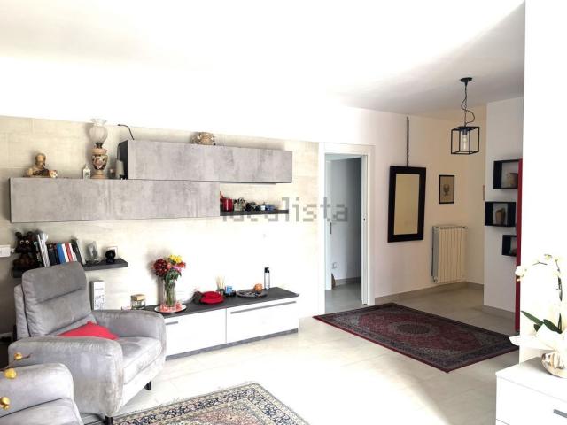Case e ville in vendita di 108 m² in Via del Colle