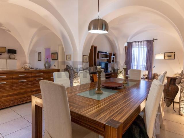 Case e ville in vendita di 11065 m² in Via San Marco, 3
