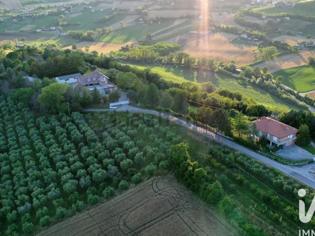 Case e ville in vendita di 1100 m² in Contrada Bore di Fiano