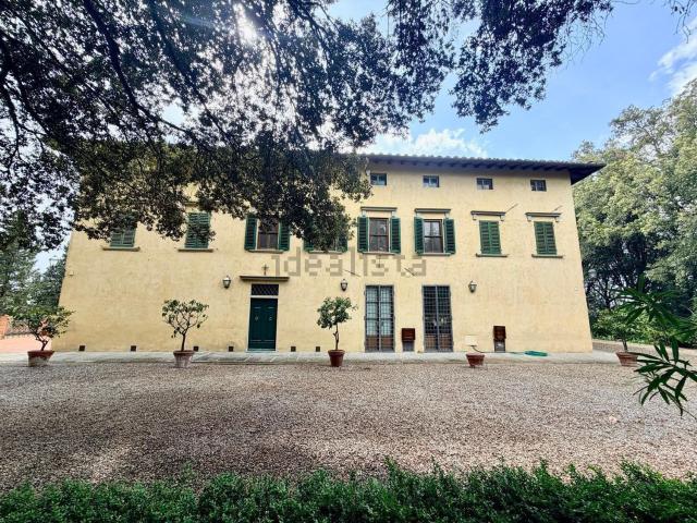 Case e ville in vendita di 1100 m² in Via Poggio Borgoni