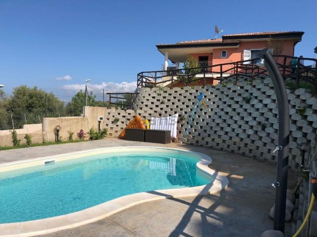 Case e ville in vendita di 110 m²