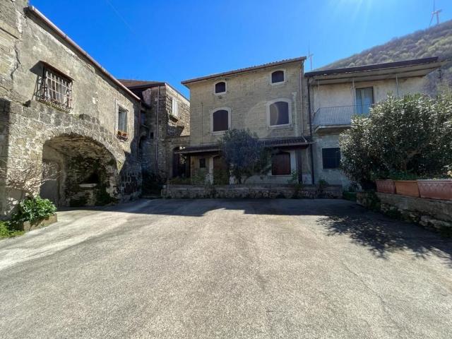 Case e ville in vendita di 110 m²