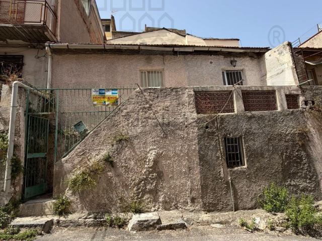 Case e ville in vendita di 110 m² in Via Comunale Santo Vico 1