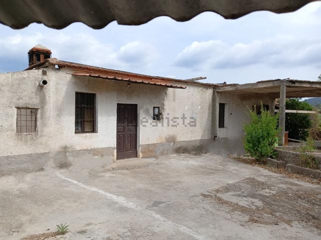 Case e ville in vendita di 110 m² in Via Ceriara