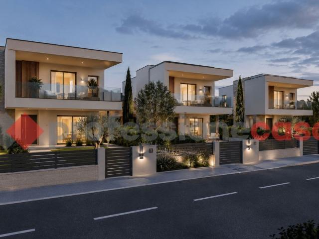 Case e ville in vendita di 110 m² in Via Albucceto, 50