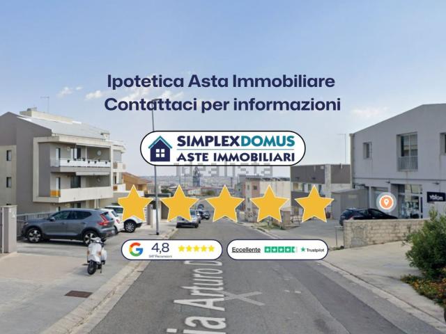 Case e ville in vendita di 110 m² in Via Arturo Di Natale
