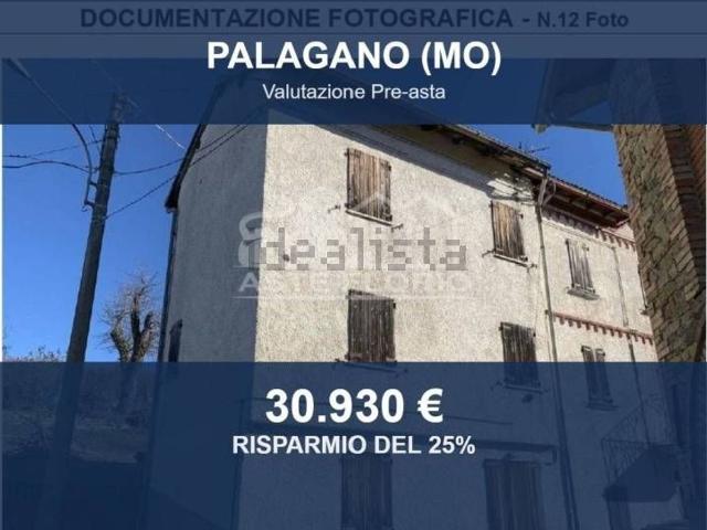 Case e ville in vendita di 110 m² in Via dei Martiri