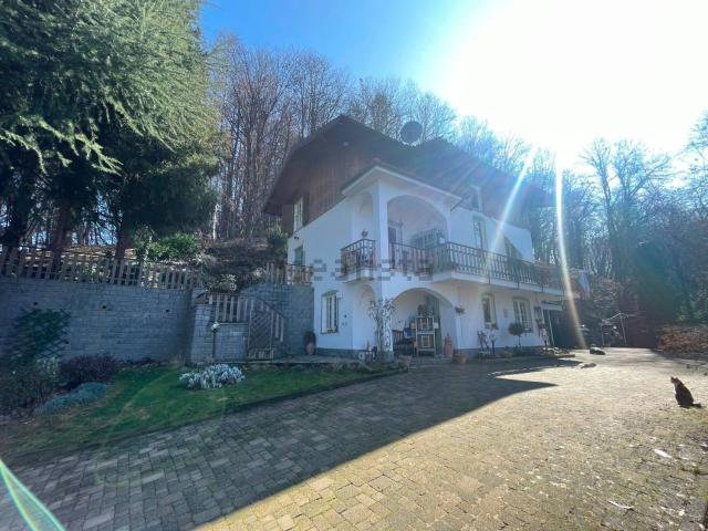 Case e ville in vendita di 110 m² in Via dei Gigutin Sottani