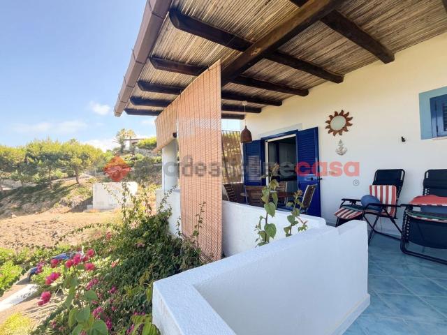 Case e ville in vendita di 110 m² in Via Lentia, 75